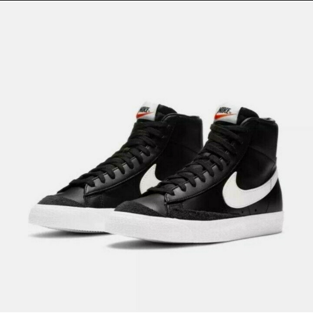 Nike Blazer Mid 77 Black/White Womens Shoes Sneakers Size 6.5